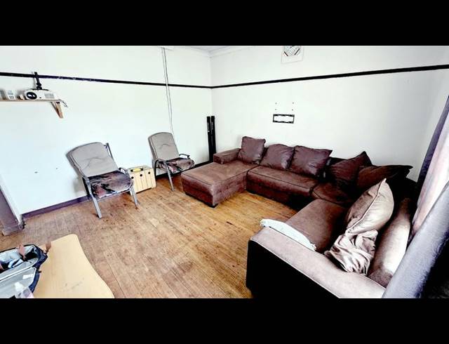 4 BEDROOM HOUSE FOR SALE IN ROTHDENE